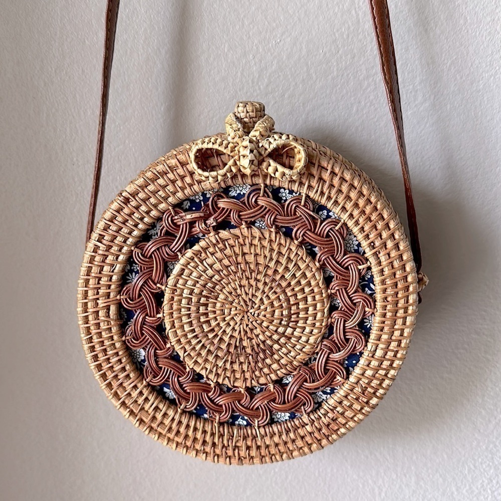 Woven Basket Round Shoulder Bag